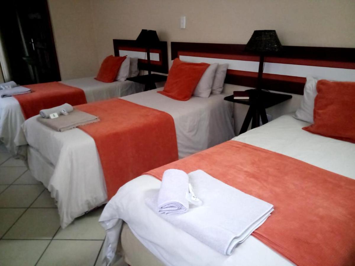 Rustenburg Guesthouse 외부 사진