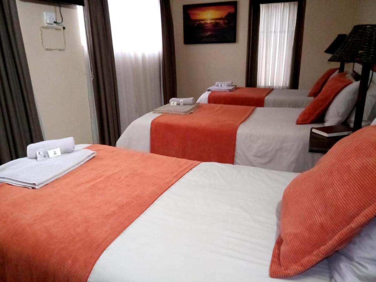 Rustenburg Guesthouse 외부 사진